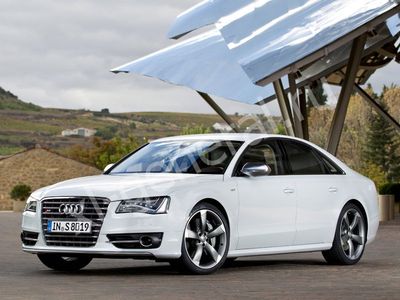 Лобовое стекло Audi S8 D4